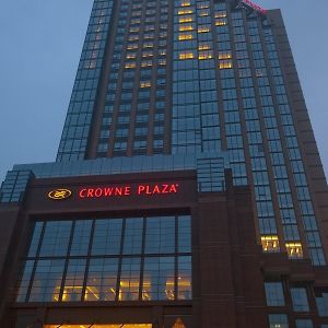 Haiwaihai Crown Hotel